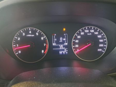 2019-Hyundai-i20-12-Fluid_11