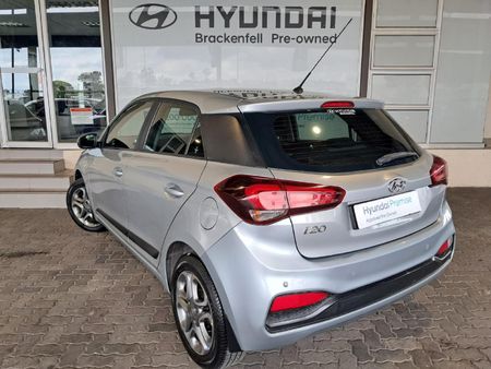 2019-Hyundai-i20-12-Fluid_1