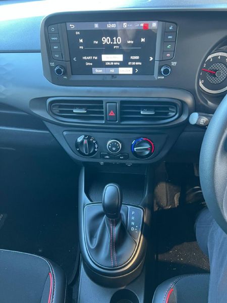 2025-Hyundai-Grand-i10-12-Motion-Auto_10
