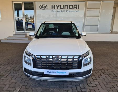 2025-Hyundai-Venue-12-Motion_1