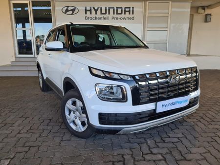 2025-Hyundai-Venue-12-Motion_2