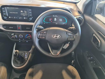 2025-Hyundai-Exter-12-Premium-Auto_9