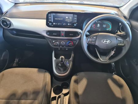 2025-Hyundai-Exter-12-Premium-Auto_11