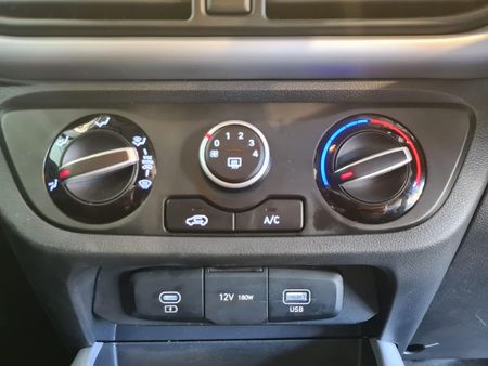 2025-Hyundai-Exter-12-Premium-Auto_15