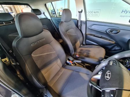 2025-Hyundai-Exter-12-Premium-Auto_17
