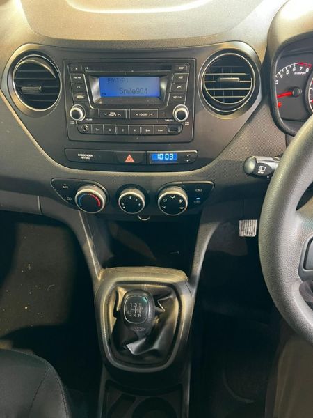 2018-Hyundai-Grand-i10-10-Motion_13