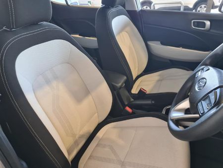 2023-Hyundai-Venue-10-TGDI-Motion-DCT_16