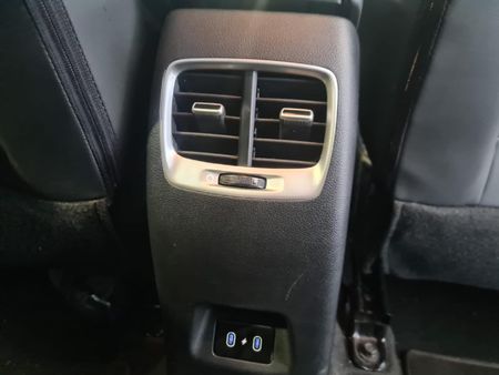 2023-Hyundai-Venue-10-TGDI-Fluid_16