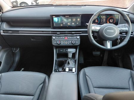2026-Hyundai-Tucson-20-Premium-Auto_12