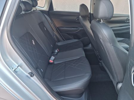 2024-Hyundai-i20-12-Premium_1