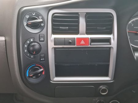 2026-Hyundai-H100-Bakkie-26D-Dropside_8