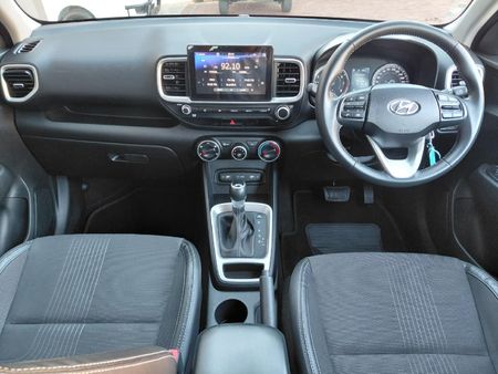 2022-Hyundai-Venue-10-TGDI-Fluid-Auto_13
