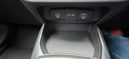 2024-Hyundai-Grand-i10-10-Motion_15