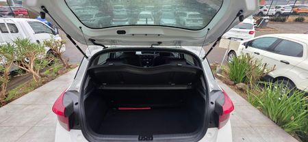 2024-Hyundai-Grand-i10-10-Motion_18