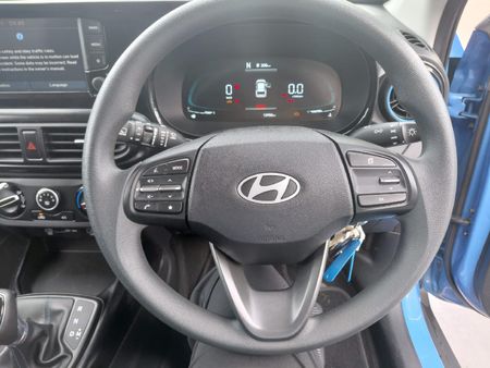 2025-Hyundai-Exter-12-Premium-Auto_24