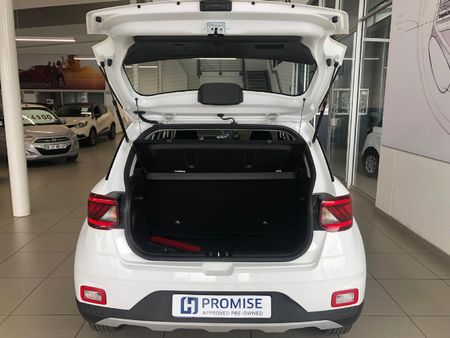 2020-Hyundai-Venue-10-TGDI-Motion_8