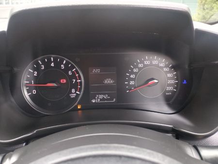 2025-Suzuki-Swift-12-GL_1