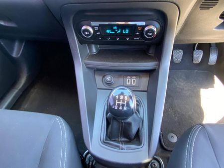 2020-Ford-Figo-15Ti-VCT-Titanium-5-dr_11