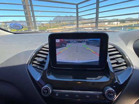 2020-Ford-Figo-15Ti-VCT-Titanium-5-dr_16