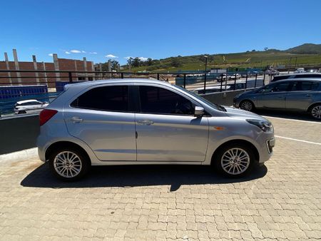 2020-Ford-Figo-15Ti-VCT-Titanium-5-dr_8