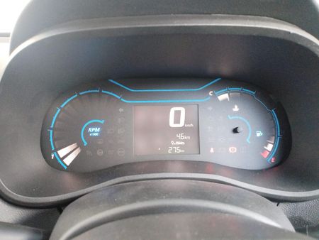 2026-Renault-Kwid-10-Techno_12