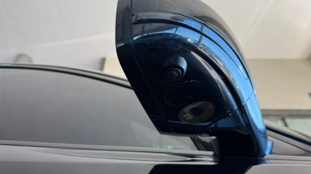 2020-Jaguar-F-Pace-50-V8-SVR_24