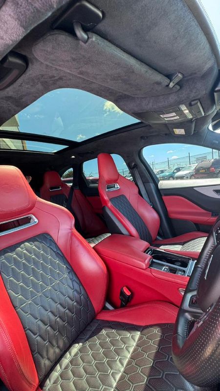 2020-Jaguar-F-Pace-50-V8-SVR_2