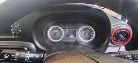 2025-Hyundai-Grand-i10-10-Motion_17