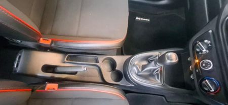 2025-Hyundai-Grand-i10-10-Motion_8