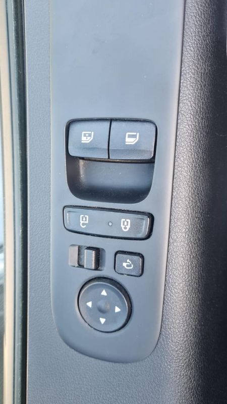 2024-Hyundai-Staria-22d-Executive-Auto_26