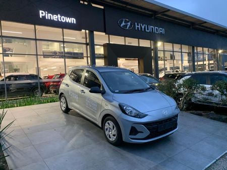 2023-Hyundai-Grand-i10-10-Motion_21