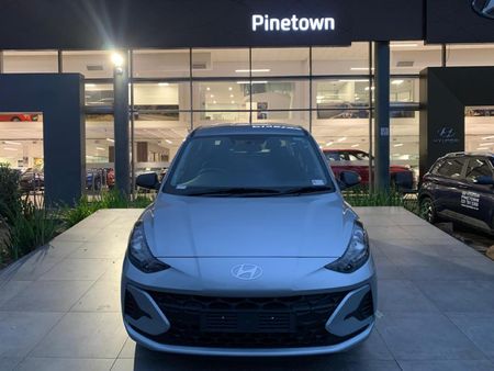 2023-Hyundai-Grand-i10-10-Motion_22