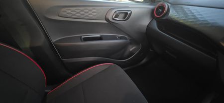 2024-Hyundai-Grand-i10-10-Motion_13