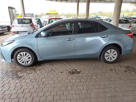 2020-Toyota-Corolla-Quest-18-Auto_3