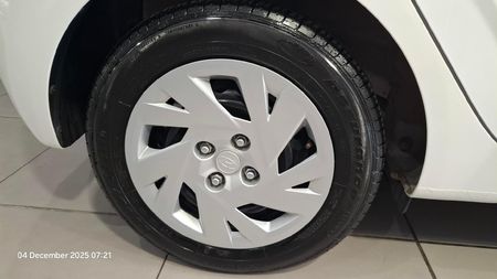 2024-Hyundai-Grand-i10-10-Motion_10