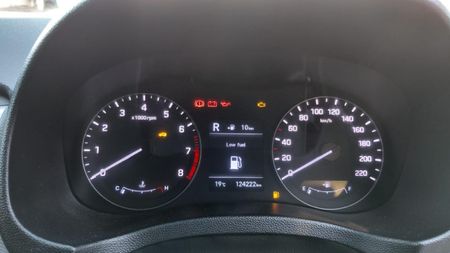 2019-Hyundai-Creta-16-Executive_16