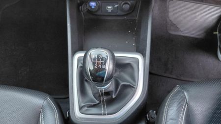 2019-Hyundai-Creta-16-Executive_19