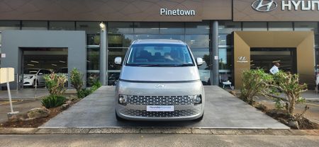 2024-Hyundai-Staria-22d-Executive-Auto_24