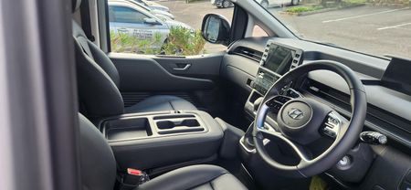 2024-Hyundai-Staria-22d-Executive-Auto_7