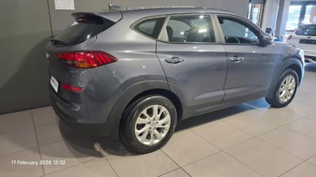 2021-Hyundai-Tucson-20-Premium-Auto_18