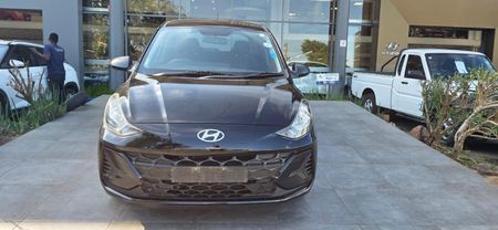 2023-Hyundai-Grand-i10-12-Motion-Auto_11