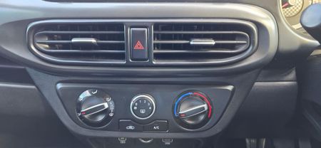 2023-Hyundai-Grand-i10-12-Motion-Auto_4
