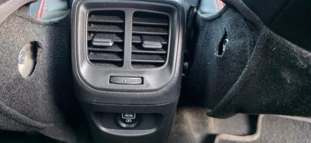 2023-Hyundai-Grand-i10-12-Motion-Auto_7