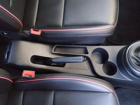 2023-Hyundai-Grand-i10-12-Fluid_20