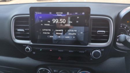 2022-Hyundai-Venue-10-TGDI-Fluid_12