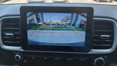 2022-Hyundai-Venue-10-TGDI-Fluid_7