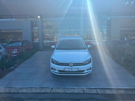 2020-Volkswagen-Polo-10-TSI-Comfortline_1
