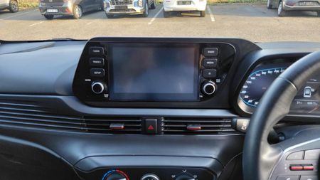 2023-Hyundai-i20-10-TGDI-Fluid-DCT_9