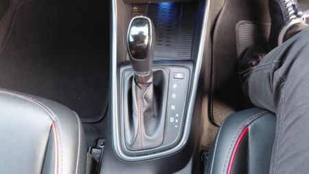 2023-Hyundai-i20-10-TGDI-Fluid-DCT_11