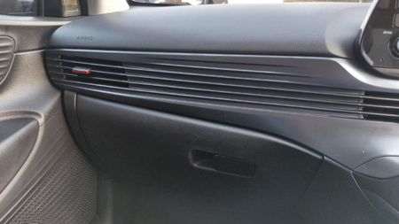 2023-Hyundai-i20-10-TGDI-Fluid-DCT_13